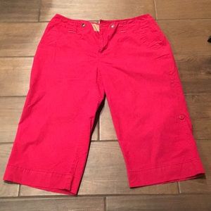 St. Johns Bay Red stretchy material capris